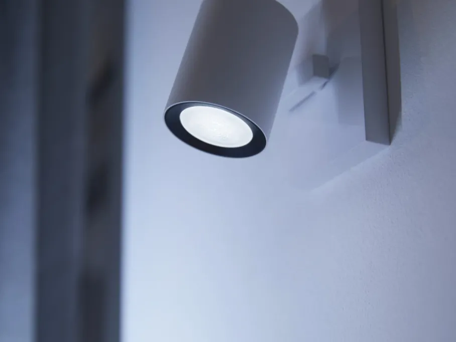 Philips Hue Inteligentny reflektor punktowy GU10 (3 szt.)* Żarówki