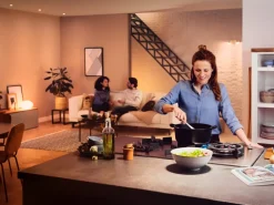 Philips Hue Zestaw startowy: 4 inteligentne żarówki E27 (1100) + regulator przyciemniania* Zestawy Startowe