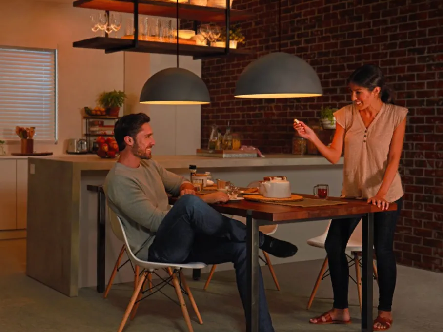 Philips Hue Zestaw startowy: 3 inteligentne żarówki E27 (1100) + przycisk Hue Smart button* Zestawy Startowe